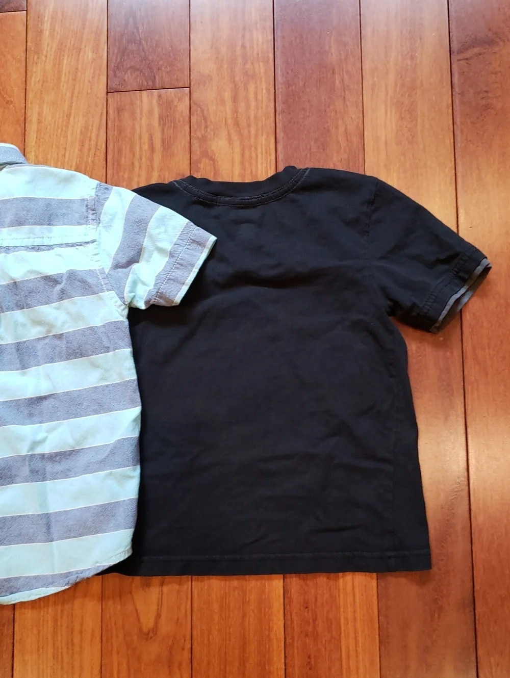 Bundle of Boy's shirts. Sizes XS 4 and 3 years.